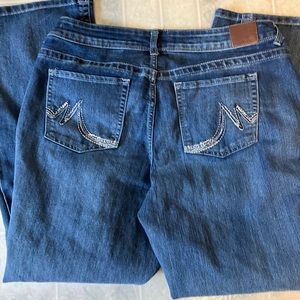 Maurices M Jeans blue white stitching back pocket